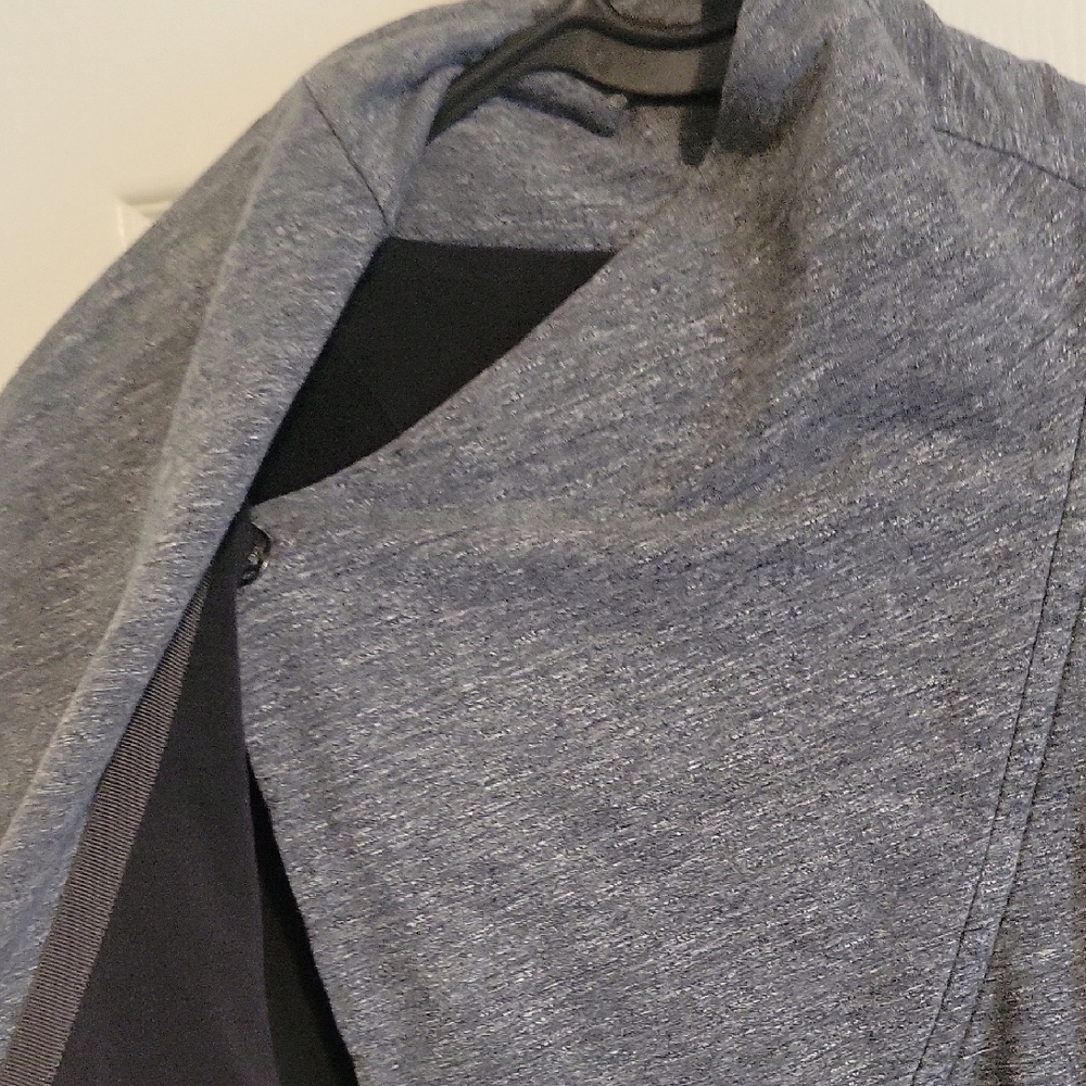 Lululemon Stylish Heather Gray Cowl Neck cross over snap close Jacket - Picture 3 of 7